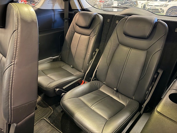 Ford S-MAX 11 of 14