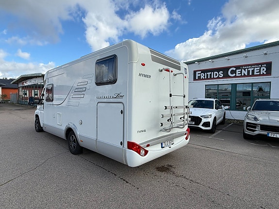 Hymer T 674 CL Höga långbäddar, bra lastvikt, välvårdad husbil! 3 of 21
