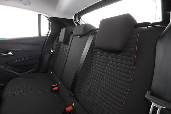 Peugeot 208 15 of 30