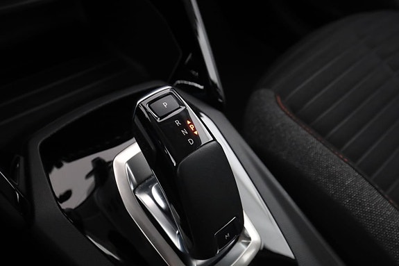 Peugeot 208 26 of 30