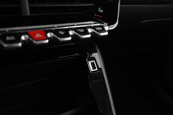 Peugeot 208 25 of 30