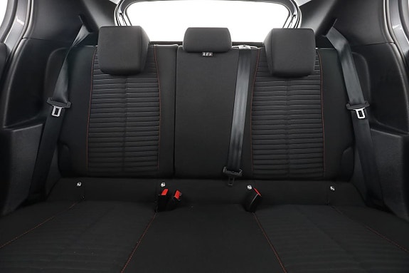 Peugeot 208 16 of 30