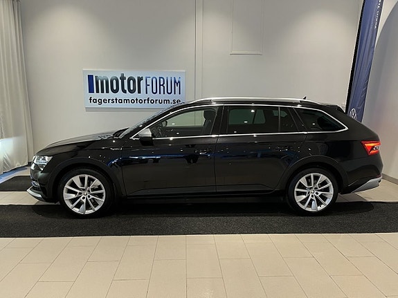 Skoda Superb Scout 2 of 26