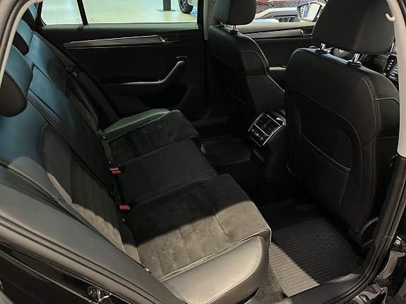 Skoda Superb Scout 9 of 26