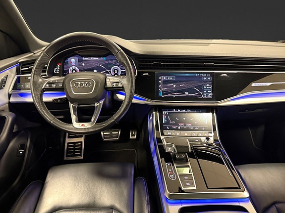 Audi Q8 13 of 20