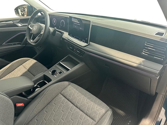 Volkswagen Tiguan 12 of 14