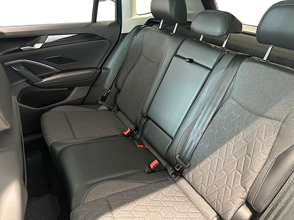 Volkswagen Tiguan 13 of 14