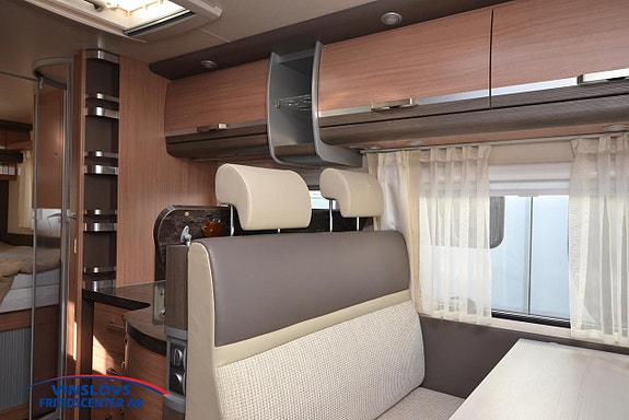 Knaus 700 13 of 19