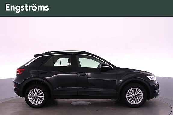 Volkswagen T-Roc 2 of 21