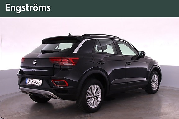 Volkswagen T-Roc 3 of 21