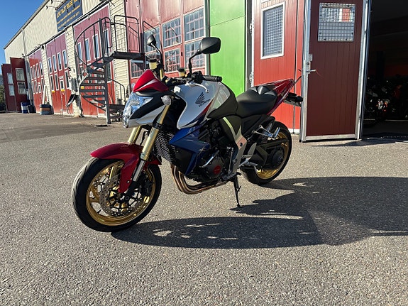 Honda CB1000RA 2 of 5