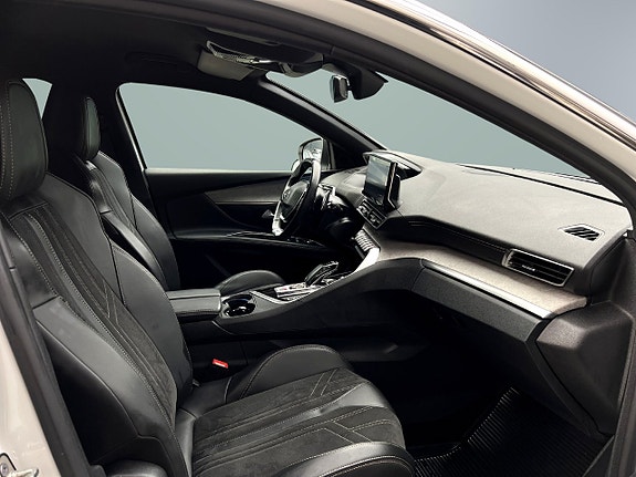 Peugeot 5008 7 of 13