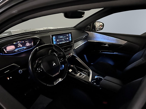 Peugeot 5008 12 of 13