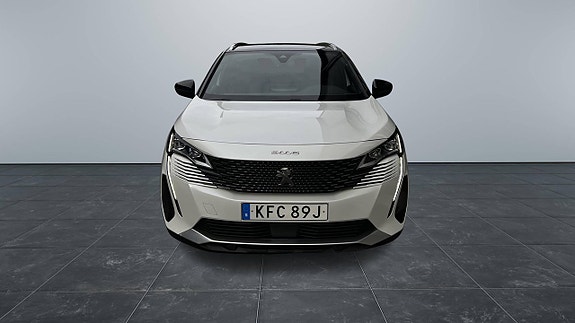 Peugeot 5008 5 of 13
