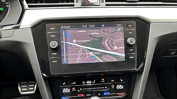 Volkswagen Passat Alltrack 9 of 12