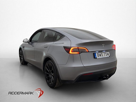 Tesla Model Y 6 of 30