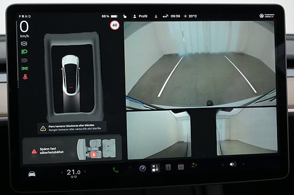 Tesla Model Y 18 of 27