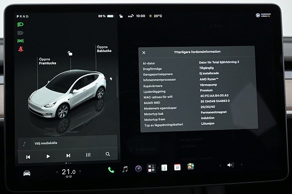 Tesla Model Y 17 of 27