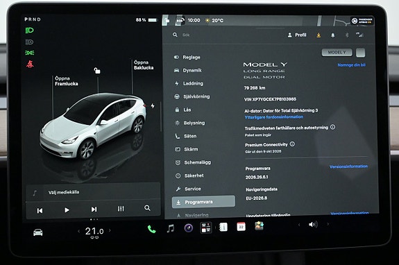 Tesla Model Y 14 of 27