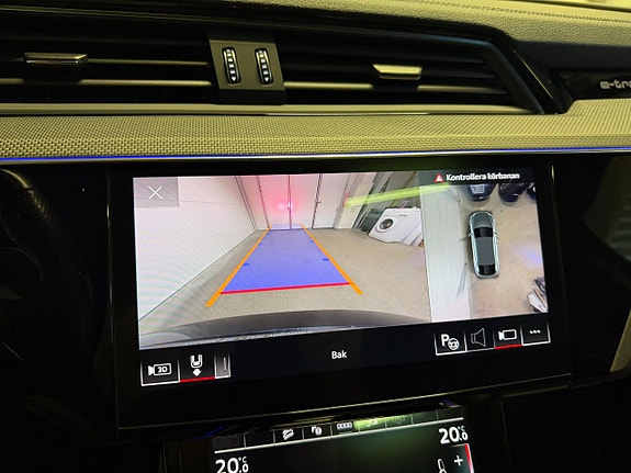 Audi Q8 20 of 23