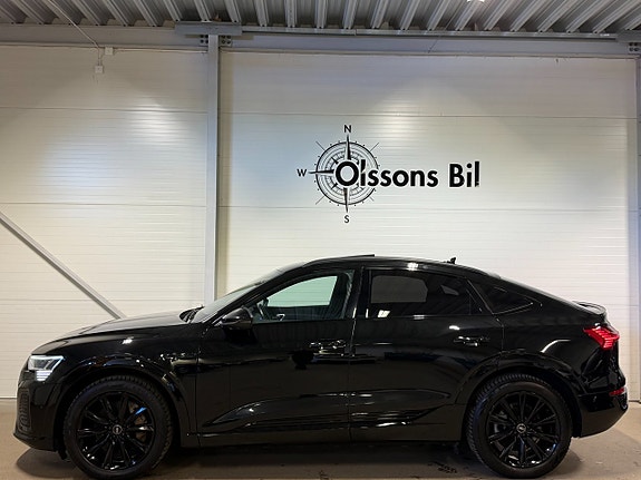Audi Q8 3 of 23