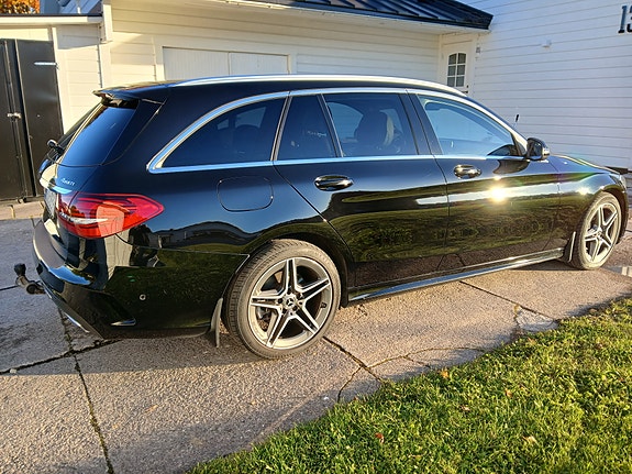 Mercedes-Benz C220 6 of 15