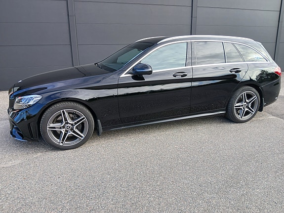 Mercedes-Benz C220 7 of 15