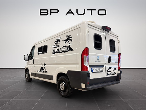 Peugeot Boxer Van 335 2.0 BlueHDi Välombyggd Campervan i toppskick 4 of 30