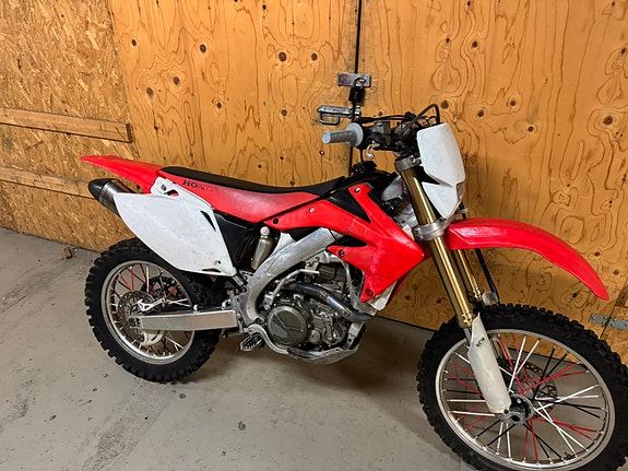 Honda CRF450X 3 of 5