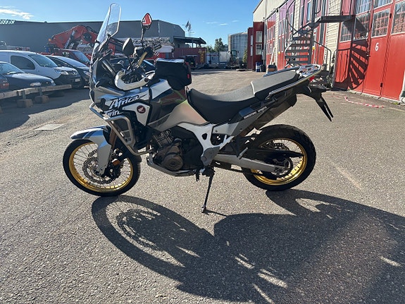 Honda CRF1000 DCT 3 of 4
