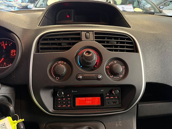 Renault Kangoo Express 15 of 17