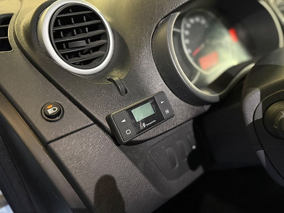 Renault Kangoo Express 12 of 17