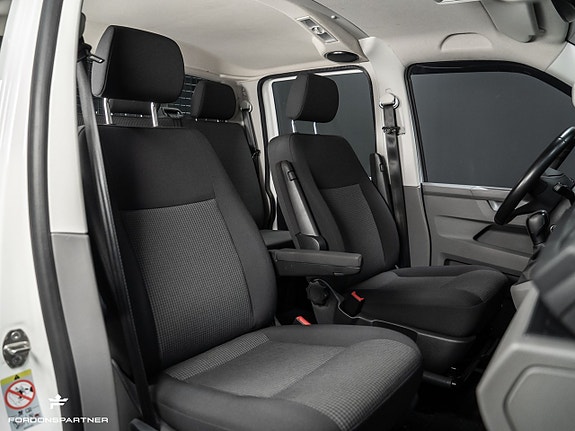 Volkswagen Transporter 28 of 30