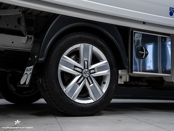 Volkswagen Transporter 13 of 30