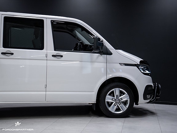 Volkswagen Transporter 11 of 30