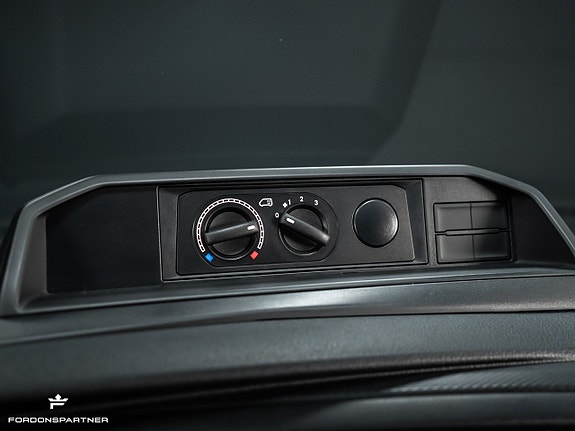 Volkswagen Transporter 19 of 30
