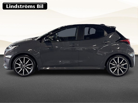 Toyota Yaris 6 of 18