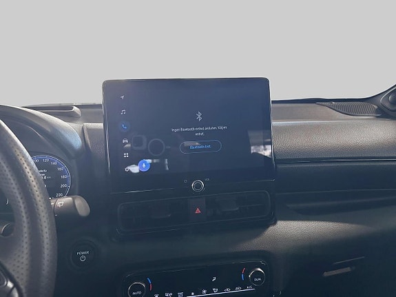 Toyota Yaris 16 of 18
