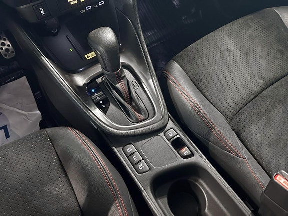 Toyota Yaris 17 of 18