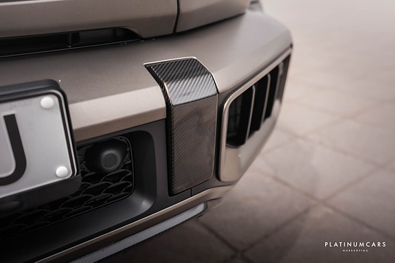Mercedes-Benz G63 20 of 27