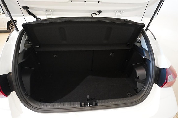 Hyundai i20 8 of 14