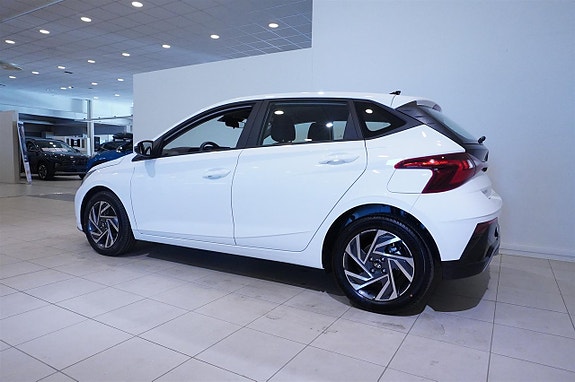 Hyundai i20 5 of 14