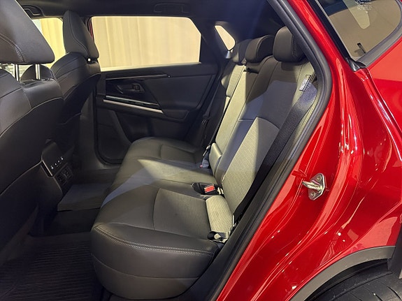 Subaru Solterra 11 of 18