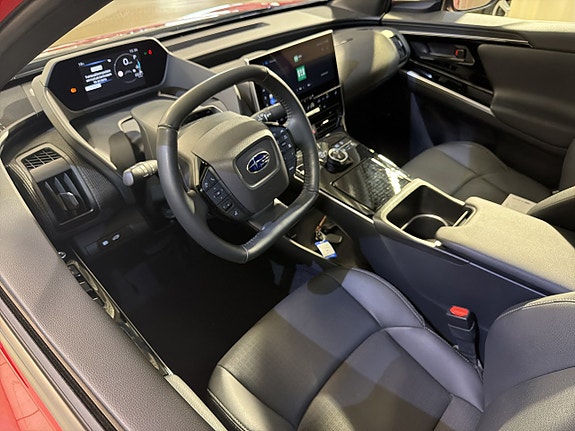 Subaru Solterra 7 of 18