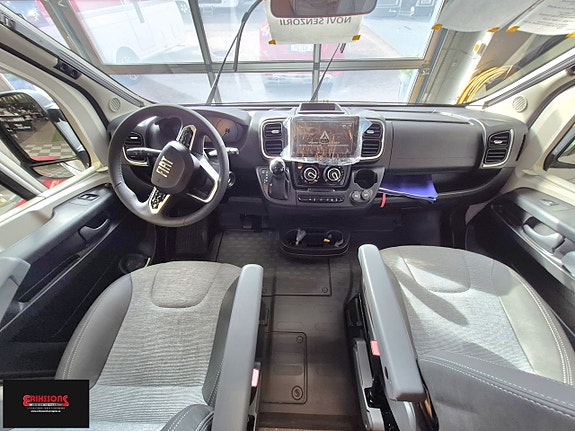 Adria COMPACT SELECT DL - FIAT 6E 2,2 140HP 35L 7 of 12