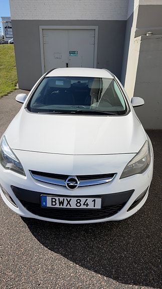 Opel Astra 2 of 5