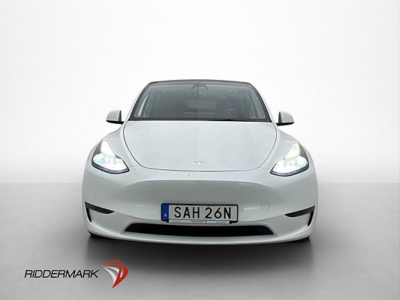 Tesla Model Y 3 of 30
