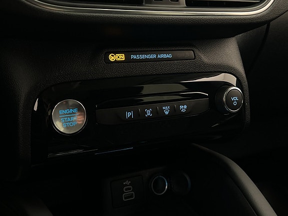 Ford Kuga 20 of 30
