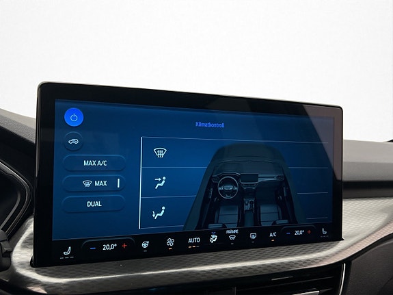 Ford Kuga 18 of 30