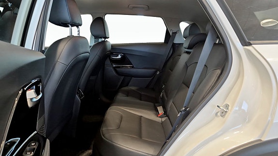Kia Niro 9 of 12